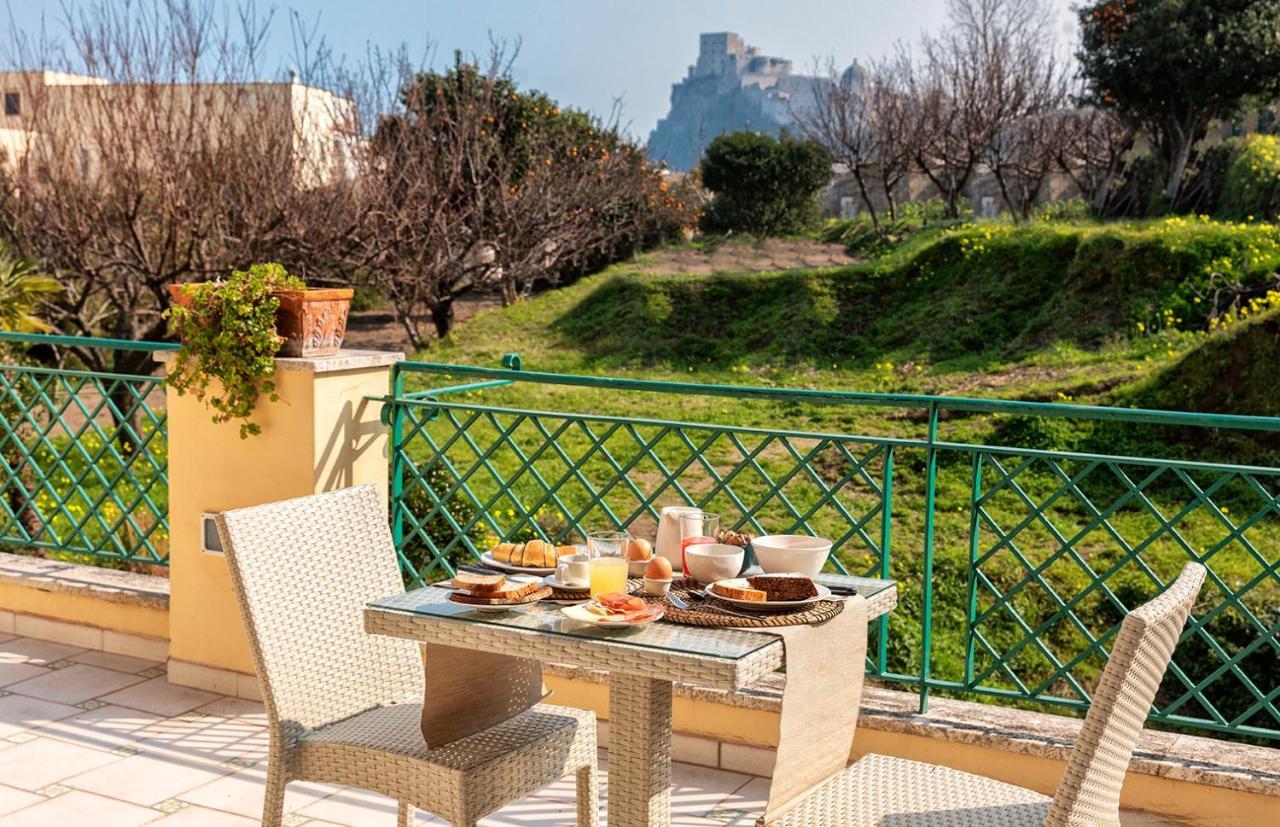 B&B Marcantonio - Ischia Ponte Екстер'єр фото